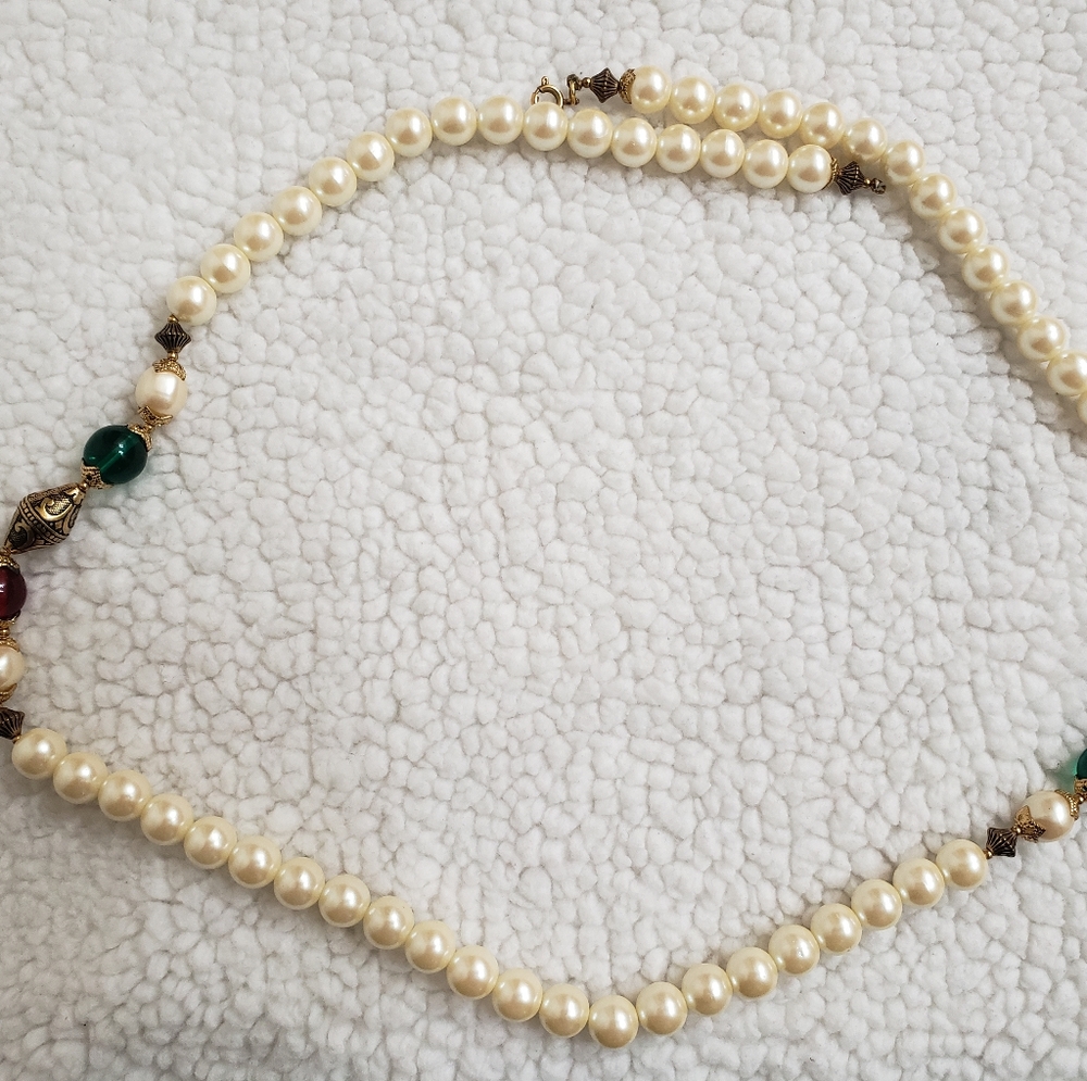 Necklace - Picture 3 of 4